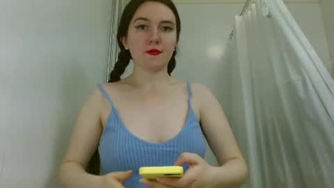 Isabella online show from May 21, 6:25 pm