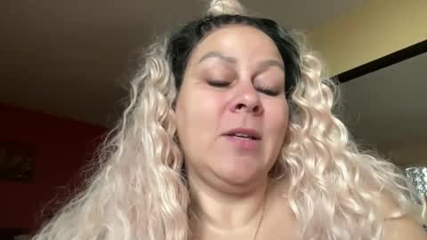 BIG BREAST SABRINA online show from May 22, 12:34 pm