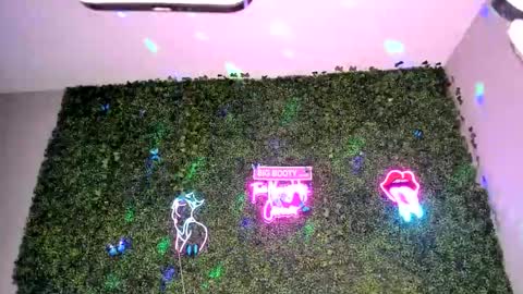 bigbuttsarena online show from April 22, 6:31 am