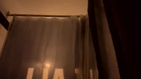 Hunny online show from February 6, 2:37 am