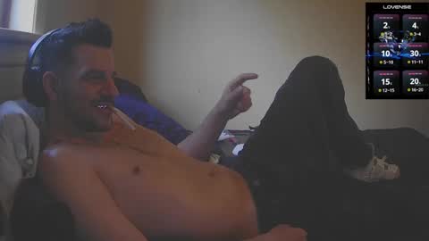 Jon - Im Straight online show from October 11, 1:16 pm