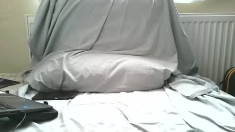 Snapshot of bigcock21cmmmmmm chatting on October 15, 11:22 am bigcock21cmm online show from October 15, 11:22 am
