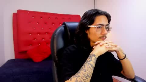 ROBB online show from June 8, 8:32 pm