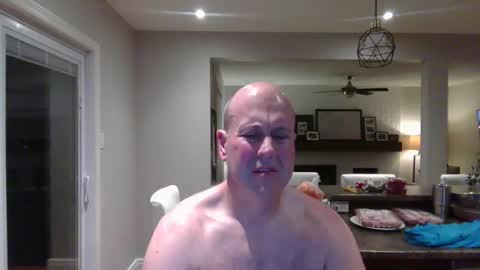 Snapshot of bigdave10005 chatting on December 7, 1:52 am bigdave10005 online show from December 7, 1:52 am