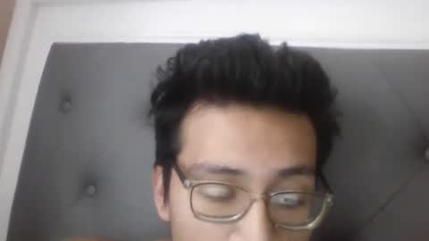 JOJO online show from November 24, 5:00 pm