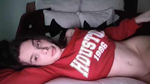 Snapshot of bigdicktrannynicole chatting on October 3, 9:01 pm bigdicktrannynicole online show from October 3, 9:01 pm