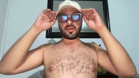 Juicy online show from April 13, 2:38 am