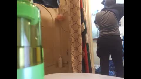 biggerthentheaverage online show from October 23, 6:48 am