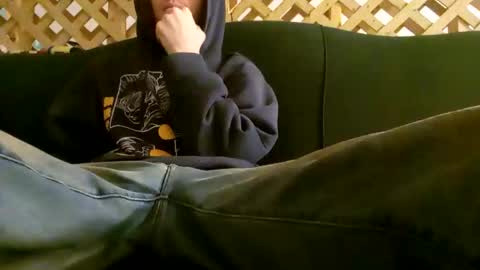 biggestboiiii online show from April 5, 1:46 am