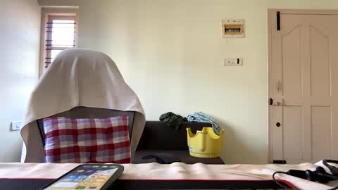 bighandsomesatisfy online show from February 19, 9:06 am