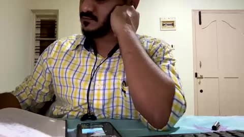 bighandsomesatisfy online show from February 21, 6:26 pm