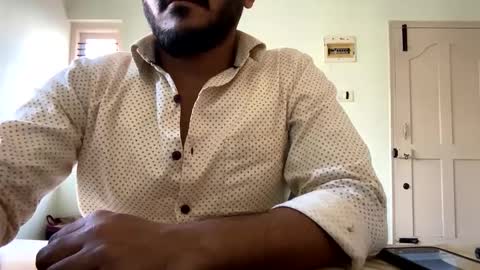 bighandsomesatisfy online show from February 15, 11:06 am