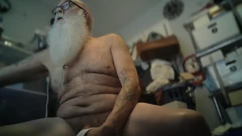 bigjeff01 online show from December 16, 2:23 pm