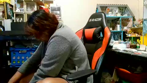 the Mini mami online show from November 6, 11:02 am