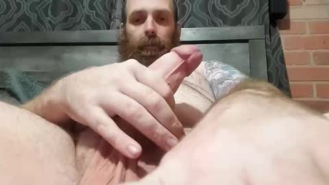 Snapshot of bigprick85 chatting on January 11, 6:56 am bigprick85 online show from January 11, 6:56 am