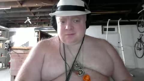 Big Red online show from March 12, 10:52 am