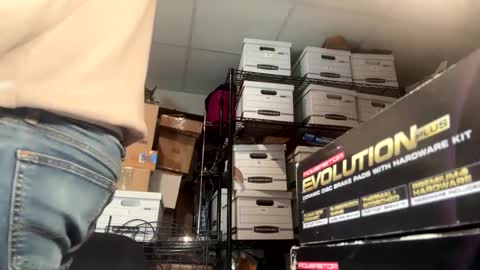 Snapshot of bigskinnyboyshh chatting on October 8, 11:21 pm bigskinnyboyshh online show from October 8, 11:21 pm