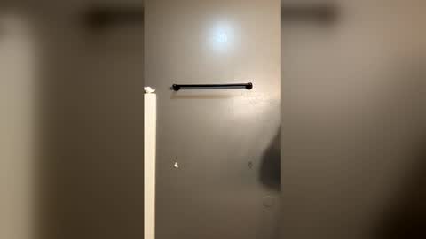 bigskinnyboyshh online show from December 17, 12:17 am