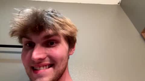 bigskinnyboyshh online show from May 30, 3:49 am