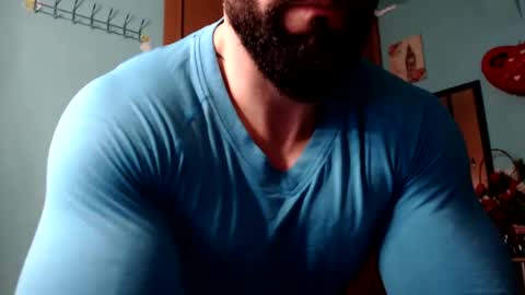 Snapshot of bigstallone chatting on January 12, 12:07 am BigStallion online show from January 12, 12:07 am