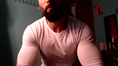 Snapshot of bigstallone chatting on December 8, 12:02 am BigStallion online show from December 8, 12:02 am