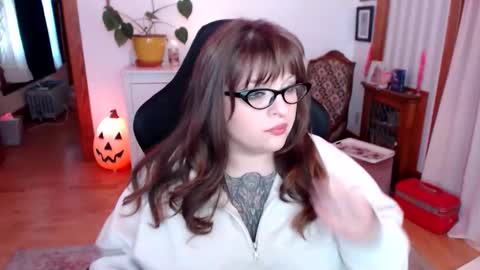 Morgan Lafeuille online show from October 16, 6:07 pm