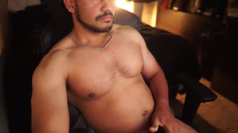 Valleyguy818 online show from September 24, 1:34 am