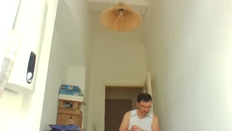 bikertom1988 online show from February 2, 11:29 am