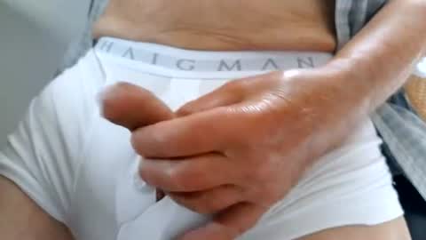 billee577 online show from August 1, 1:34 pm