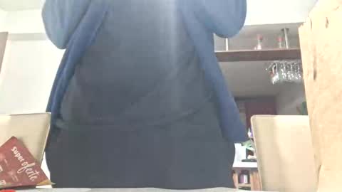 Snapshot of bisexdadd chatting on December 11, 3:35 am bisexdadd online show from December 11, 3:35 am