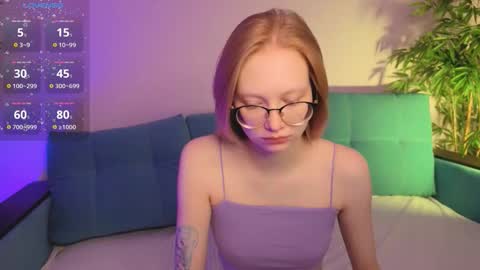 Julia online show from November 8, 2:36 am