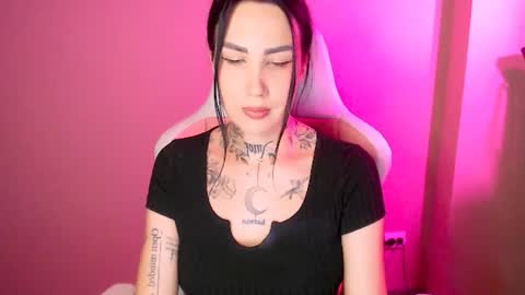 blablablablagirl online show from July 7, 6:23 pm