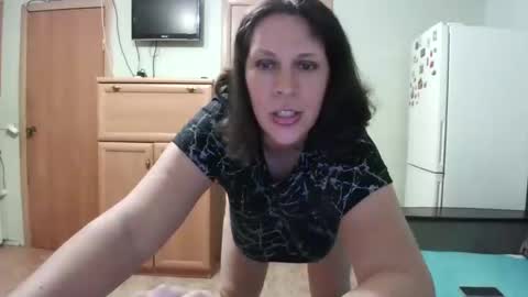 Snapshot of black__bird chatting on December 18, 9:08 pm naughtyKate online show from December 18, 9:08 pm