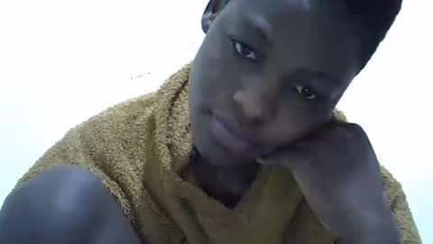 Snapshot of black_berry9 chatting on September 28, 2:42 am black_berry9 online show from September 28, 2:42 am