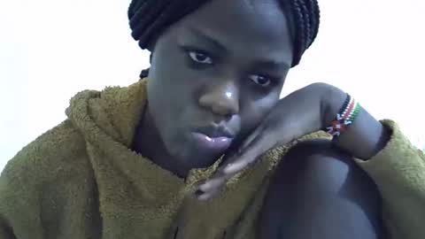 Snapshot of black_berry9 chatting on October 11, 1:16 pm black_berry9 online show from October 11, 1:16 pm
