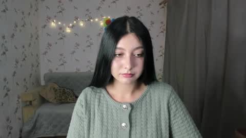 Snapshot of black_berry_bla_ck chatting on October 6, 12:01 pm black_berry_bla_ck online show from October 6, 12:01 pm