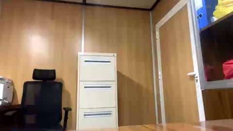 black bull1988 online show from September 18, 12:42 pm