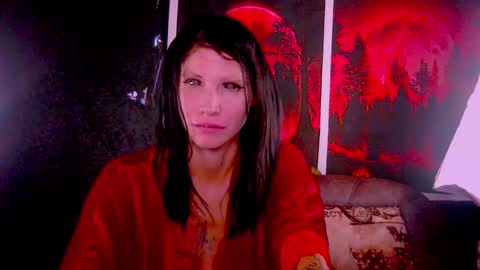 Kristin online show from November 10, 7:05 pm