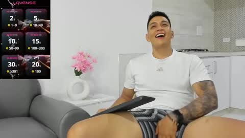 Max online show from September 20, 11:57 am