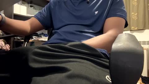 Snapshot of blackdiscreet chatting on January 15, 1:23 am blackdiscreet online show from January 15, 1:23 am