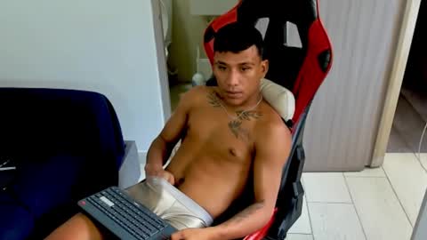 Marlon online show from February 5, 6:33 pm