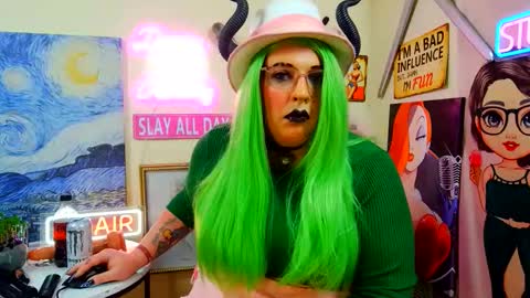 Blakely Morningstar   online show from April 15, 9:23 am