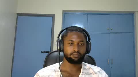 blakmoufaka online show from October 17, 11:47 am