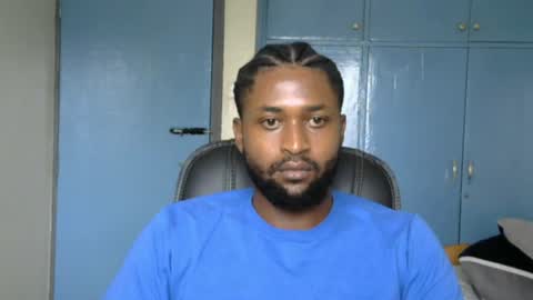 blakmoufaka online show from October 18, 12:31 pm