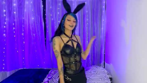 Susan Haze      online show from February 16, 6:06 pm