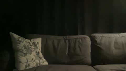 BlIdoL online show from November 25, 6:50 pm