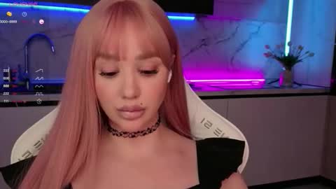 Lana online show from September 22, 7:45 am