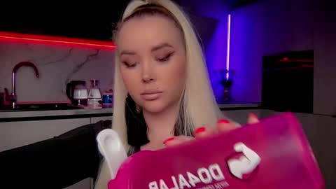 Lana online show from January 9, 2:01 am