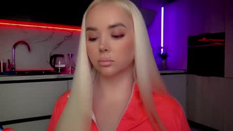 Lana online show from January 20, 4:21 am