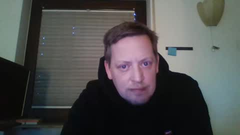 blonde32m online show from January 3, 3:33 pm